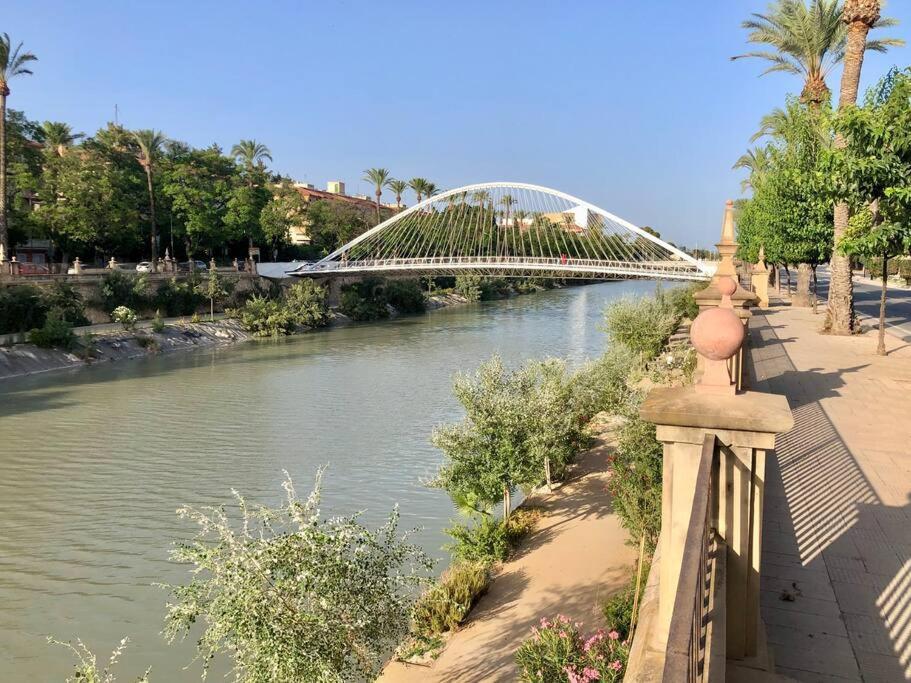 Apartamento Centrico Con Plaza De Garaje Y Piscina Lejlighed Murcia Eksteriør billede